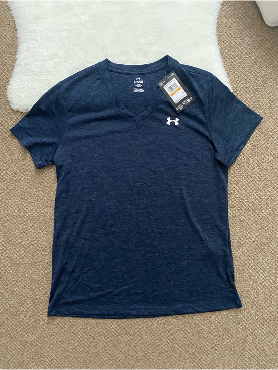 Under Armour Tops - Under Armour Womens T Shirt New